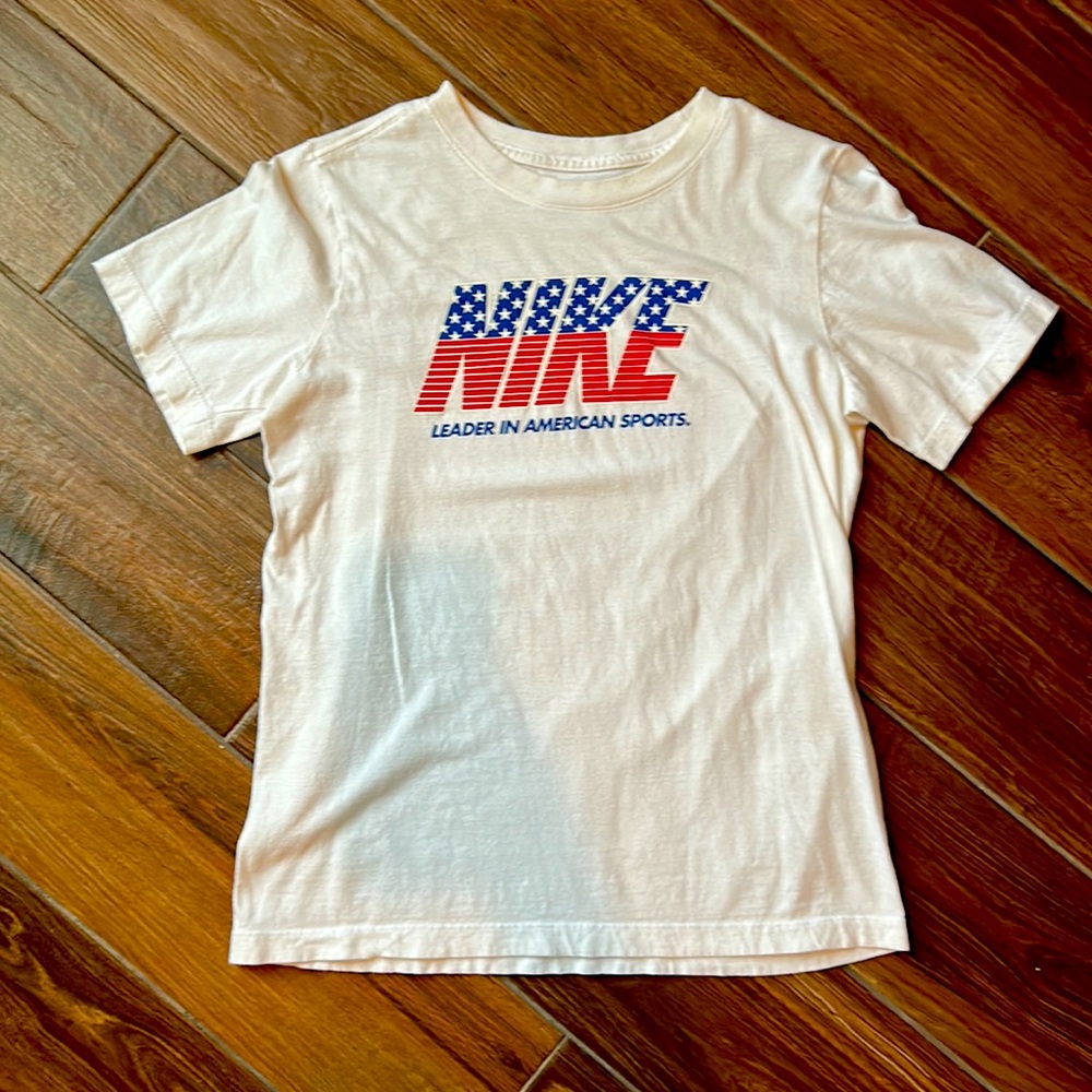 White Nike youth large tshirt